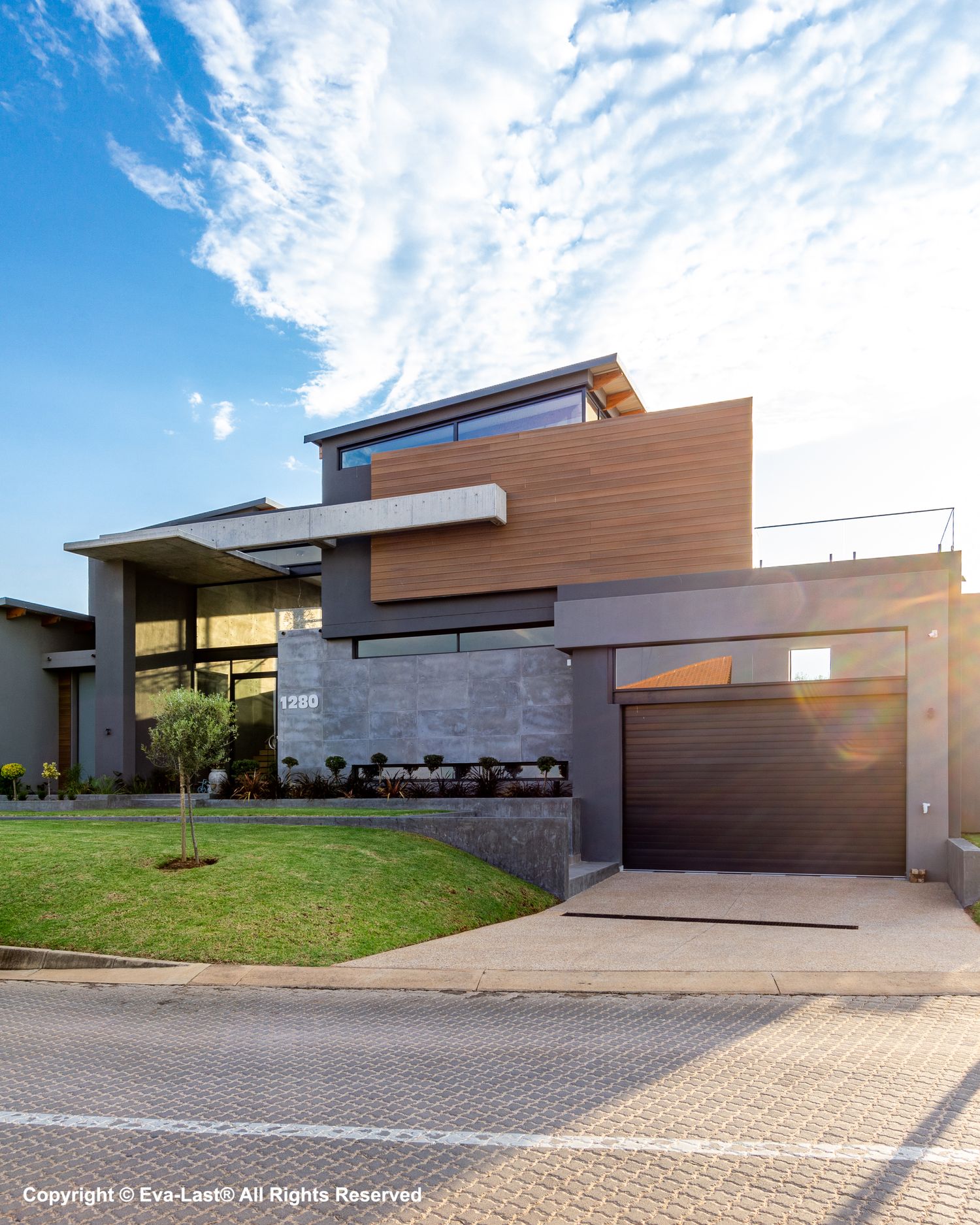Cladding & deck · Enfold