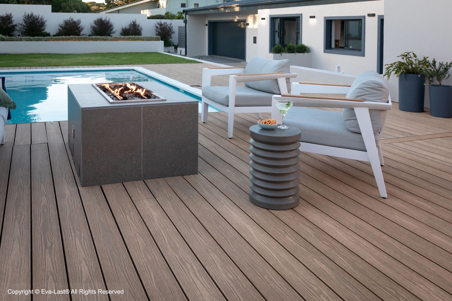 Firepit lounge · Origin
