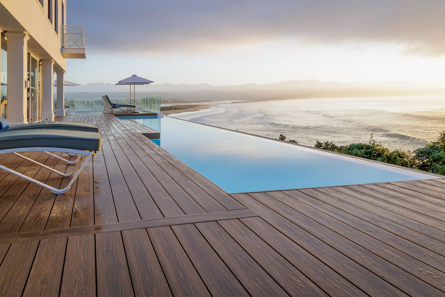 Infinity-pool deck · Plettenberg Bay
